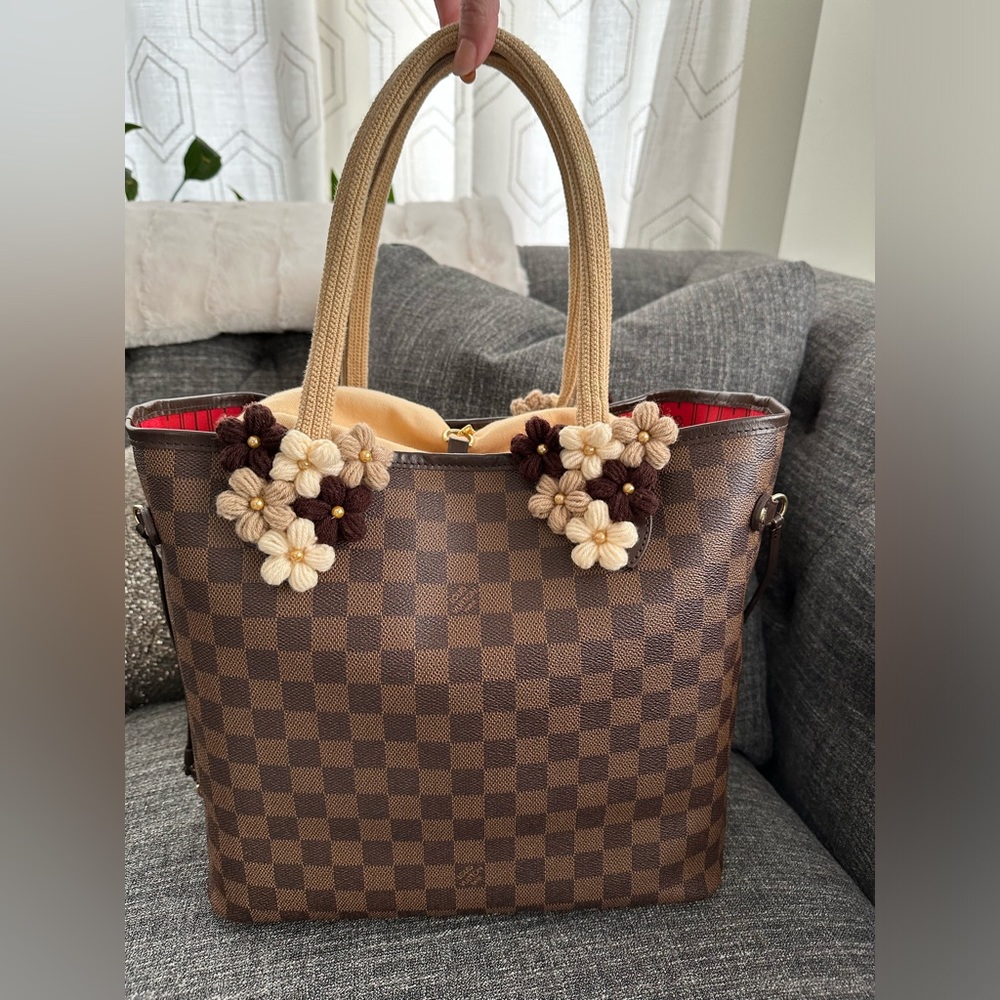 Authentic Louis Vuitton MM Damier Ebene